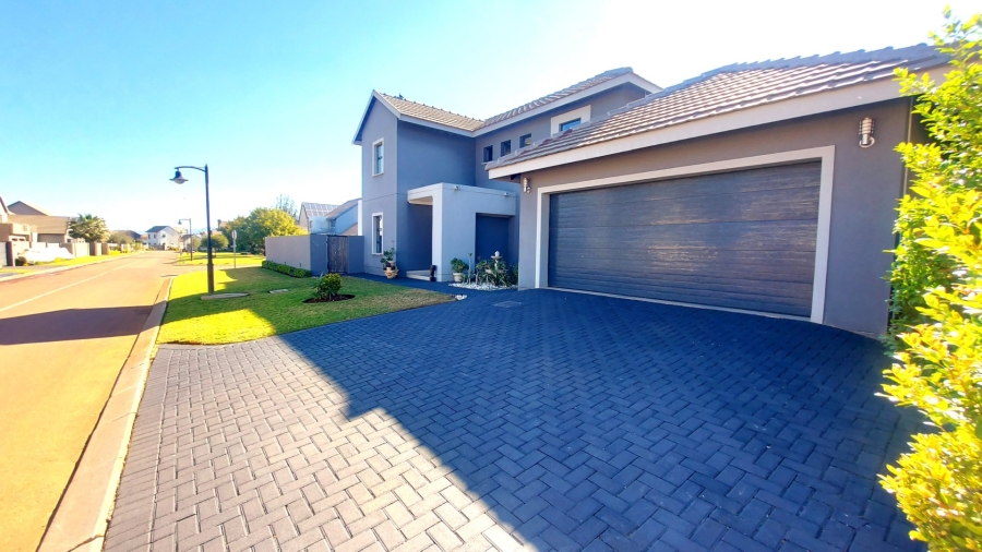 4 Bedroom Property for Sale in Melodie North West